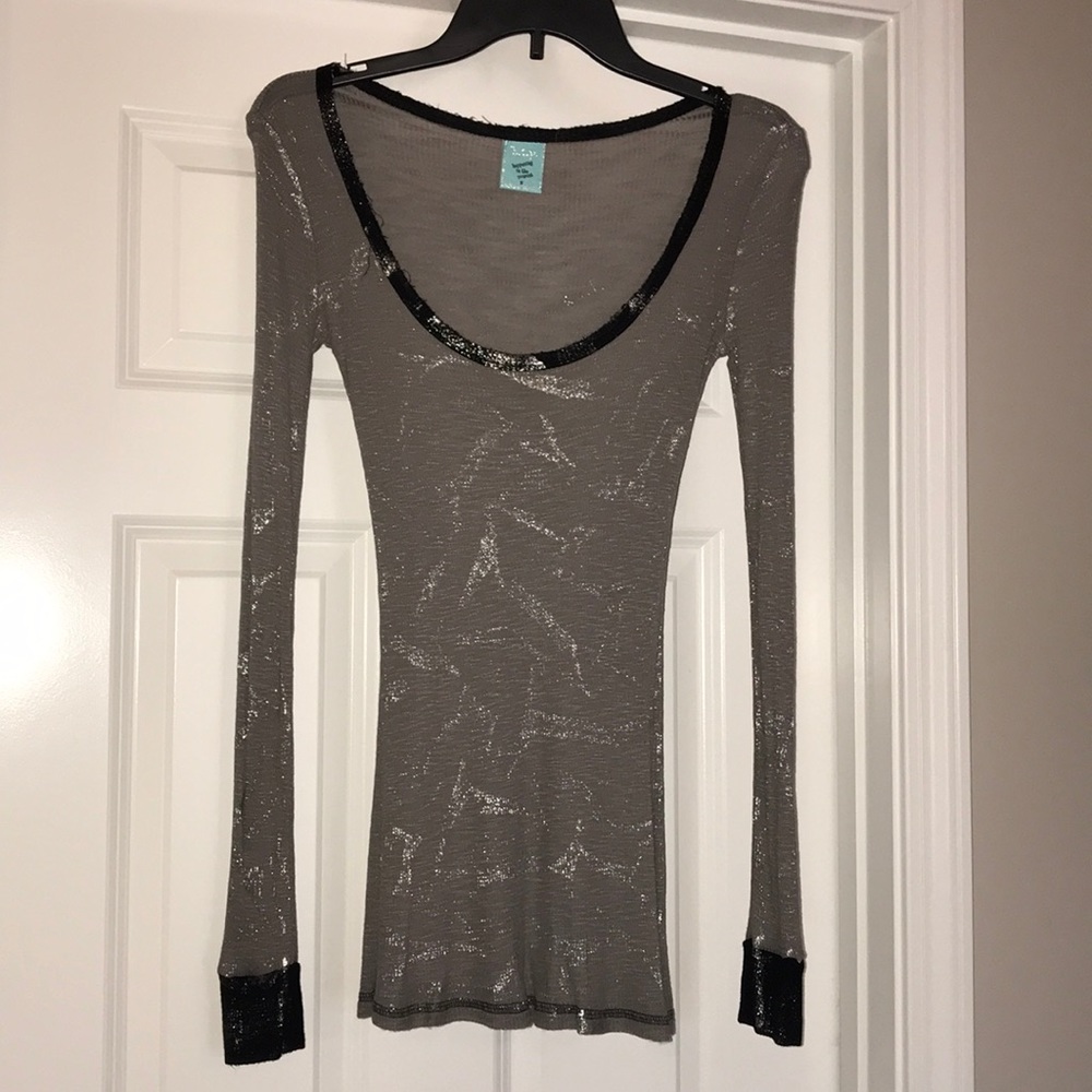 Long sleeve shirt